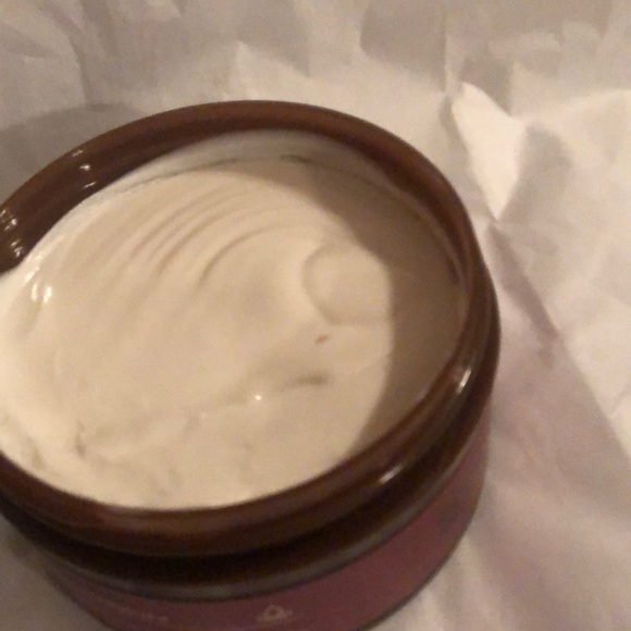 NWT Bath and Body Works Coco Shea Rich Moisture Coco + Shea Body Butter. 6.5 oz. - Picture 9 of 10